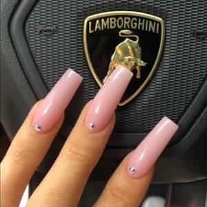 Meet your Posher, Ava